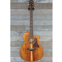 Taylor 724CE Koa - w/case