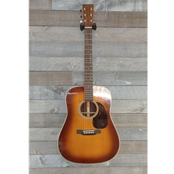 Martin HD28 Acoustic Ambertone (2025) - w/case